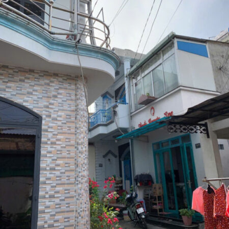 Bán nhà 108m², 4PN, 3WC, ngõ 8 Linh Xuân, Thủ Đức, 4.3 tỷ