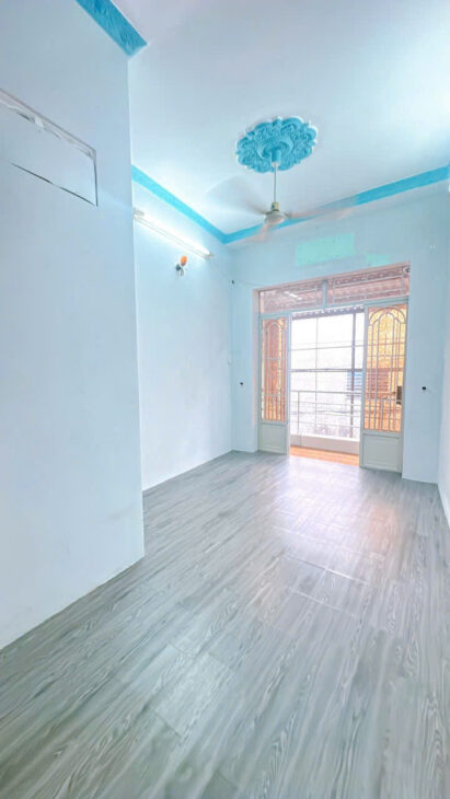 NHÀ SÁT MẶT TIỀN Q4 DIỆN TÍCH SD 45M2 CÓ 2, TỶ HƠN