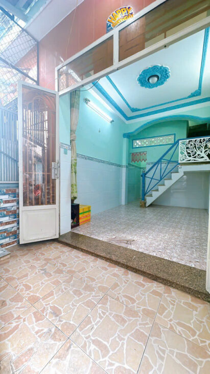 NHÀ SÁT MẶT TIỀN Q4 DIỆN TÍCH SD 45M2 CÓ 2, TỶ HƠN