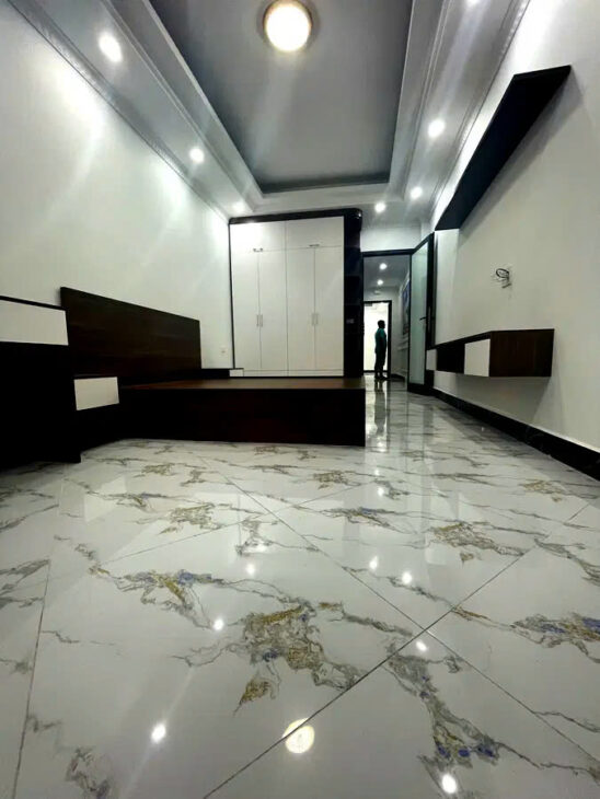 NHÀ MỚI- ĐÓN TẾT PHÚC LỢI- LONG BIÊN,54M2,5 TẦNG, 6.86 TỶ.