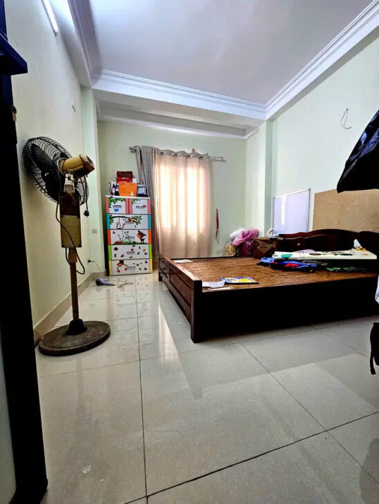 PHÂN LÔ, Ô TÔ TRÁNH, DỪNG ĐỖ NGÀY ĐÊM , NGỌC THỤY- LONG BIÊN,46M2,4 TẦNG,8.6 TỶ.