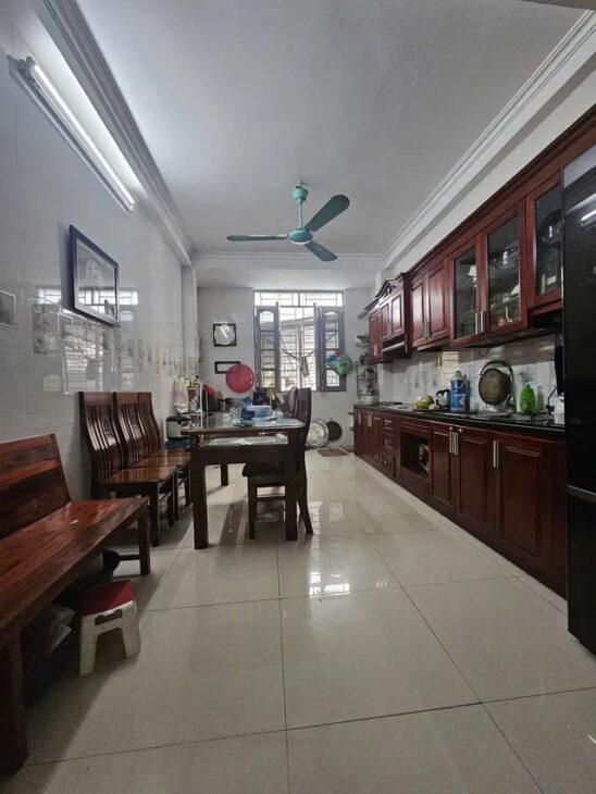 PHÂN LÔ, Ô TÔ TRÁNH, DỪNG ĐỖ NGÀY ĐÊM , NGỌC THỤY- LONG BIÊN,46M2,4 TẦNG,8.6 TỶ.