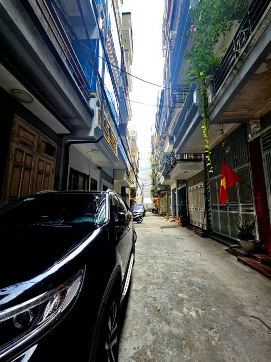 PHÂN LÔ, Ô TÔ TRÁNH, DỪNG ĐỖ NGÀY ĐÊM , NGỌC THỤY- LONG BIÊN,46M2,4 TẦNG,8.6 TỶ.