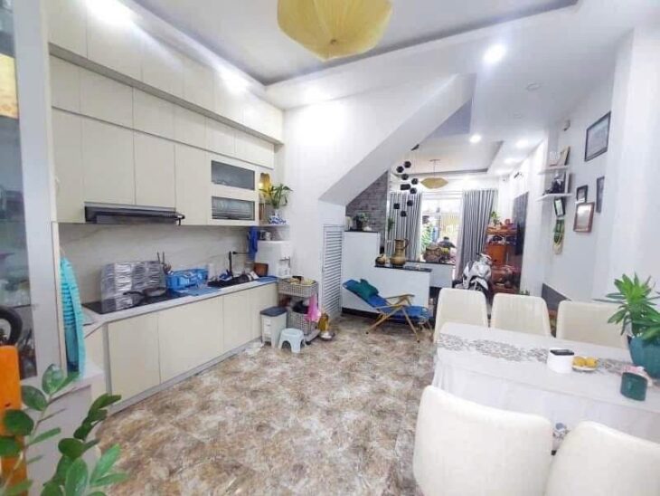 BÁN NHÀ MẶT TIỀN SỐ 7, ĐƯỜNG 6M, GẦN ĐƯỜNG 182, QUẬN 9, GIÁ TỐT, 60M2