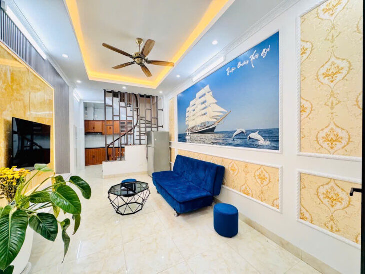 Bán nhà 32m², 5 tầng, full nội thất, Nguyễn Khoái, Vĩnh Hưng, 4.5 tỷ