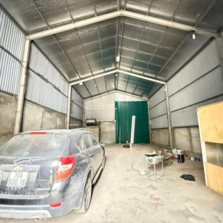 Cho thuê kho 300m ngay Trung tâm Thanh Trì có điện 3 fa, xe 10 tấn Cho thuê kho 300m ngay Trung tâm Thanh Trì có điện 3 fa, xe 10 tấn