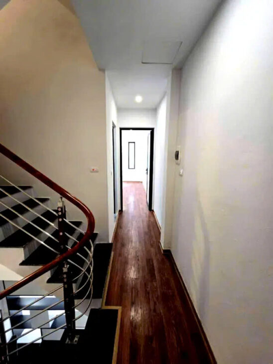 NHÀ MỚI PHỐ NGỌC THỤY, NGÕ Ô TÔ THÔNG,KINH DOANH NHỎ, 38M2,5 TẦNG,MT 3.6M, 7.45 TỶ.