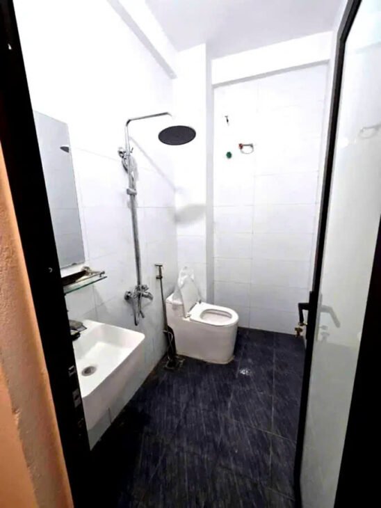 NHÀ MỚI PHỐ NGỌC THỤY, NGÕ Ô TÔ THÔNG,KINH DOANH NHỎ, 38M2,5 TẦNG,MT 3.6M, 7.45 TỶ.