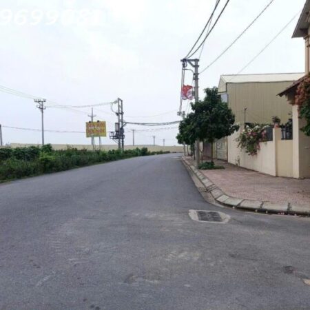 Bán đất xóm Đồng ,Nguyên Khê,Đông Anh giá 8Xtr/m2