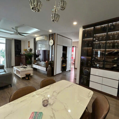 Bán căn hộ cao cấp tòa C chung cư 789 Mỹ Đình, 3 ngủ, 3 thoáng, full đồ xịn đẹp