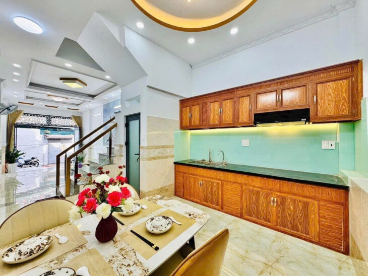 SIÊU PHẨM GÒ VẤP – 56M2 – 4 TẦNG – 4PN – SÂN THƯỢNG – SÂN PHƠI – NGAY CHỢ THẠCH ĐÀ – NHỈN 5 TỶ