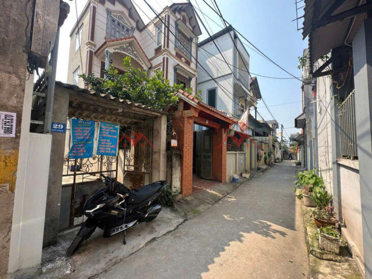 SIÊU PHẨM BÁN NHÀ 92M TẠI QUẢNG BỊ-CHƯƠNG MỸ D/T:92M