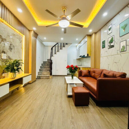 Bán nhà 25m² full nội thất Hồng Mai, Hai Bà Trưng, 4.8 tỷ, 6 tầng, 4PN, 5WC, sổ đỏ