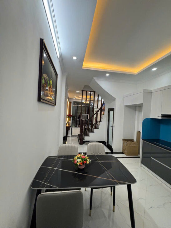Bán nhà 4 tầng, 6 phòng, tặng hết nội thất, 42m², Minh Khai – Hai Bà Trưng – 7.78 tỷ