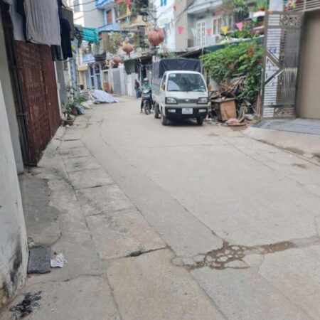 Bán nhà Thanh Liệt 36 mét, 5 tầng, giá 6,5 tỷ ôtô 7 chỗ đỗ cửa. 10m ra ô tô tránh 0844444453