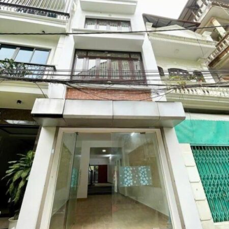 Bán nhà sổ đỏ chính chủ phố Hoàng Sâm – Hoàng Quốc Việt