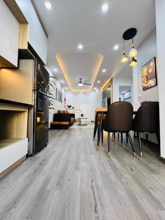 Em bán căn hộ chung cư Quận Hoàng Mai 2 ngủ, dt 63m2 FULL ĐỒ, giá chỉ 2ty26. Vay bank