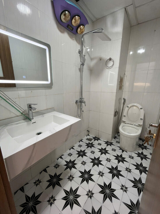 Bán rẻ căn hộ 2 ngủ, 50m2 tại chung cư CT12 Nghiêm Xuân Yêm, Hoàng Mai