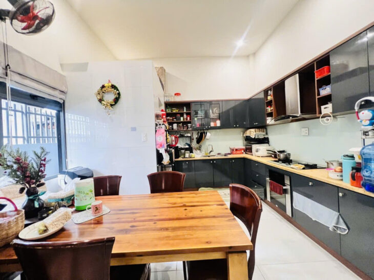 NHÀ GÒ VẤP- GIÁP TÂN BÌNH- HXH SÁT MẶT TIỀN- 80M2- 4 TẦNG- NHỈNH 7 TỶ.