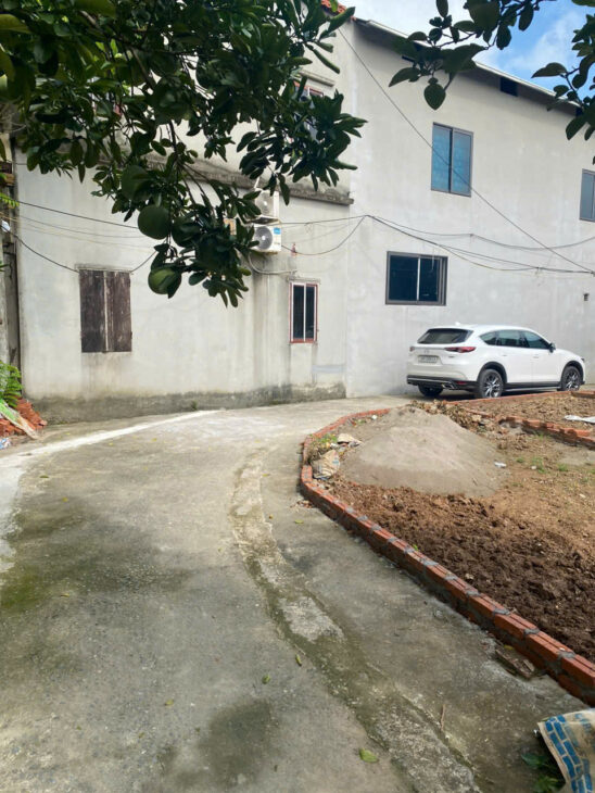 DT;54m đất fll thổ tại đông phương yên bám dọc ql6 đường ô tô vào