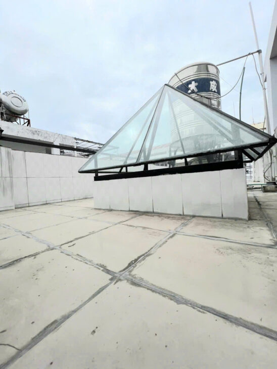 Đường xe tải tránh???? nhau Nhà ngay trung tâm Q 4 4 TẤM NGANG 3.6 NỞ 3.8 DÀI 15M DƯỚI 7.1 TỶ