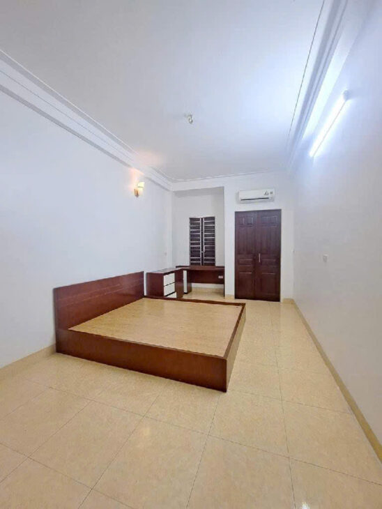 Bán nhà 45m², 5 tầng, 5PN, Định Công Hạ, Hoàng Mai, 6.3 tỷ, sổ đỏ