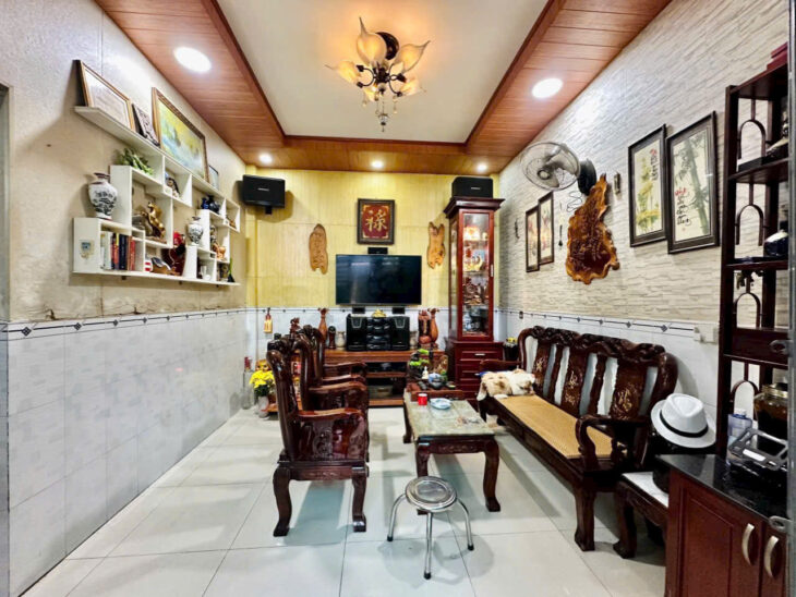 NHÌN 2 TỶ CÓ NGAY NHÀ 2 TẦNG Cần bán nhanh căn nhà dt cực hiếm – giá cực mề