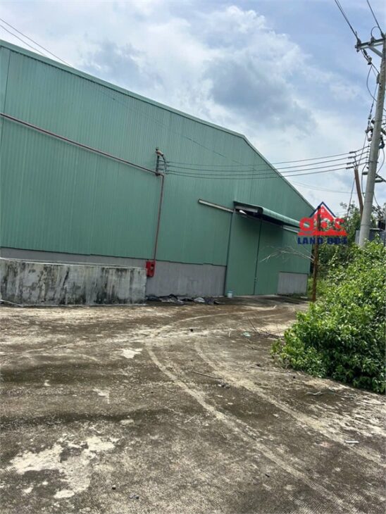 X135 chuyển nhượng toàn bộ Xưởng và đất, xa dân cư phục vụ SX. kho bãi. giao liền