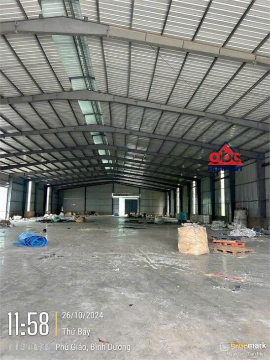 X135 chuyển nhượng toàn bộ Xưởng và đất, xa dân cư phục vụ SX. kho bãi. giao liền
