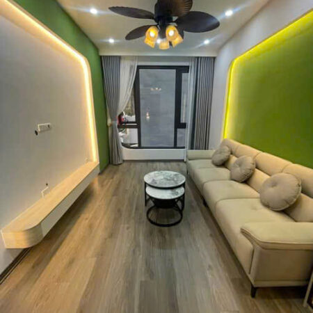 CHỈ VÀI BƯỚC CHÂN RA PHỐ, Ô TÔ TRÁNH BA ĐÌNH, GẦN TRƯỜNG, CHỢ, NHỈNH 7.15 TỶ