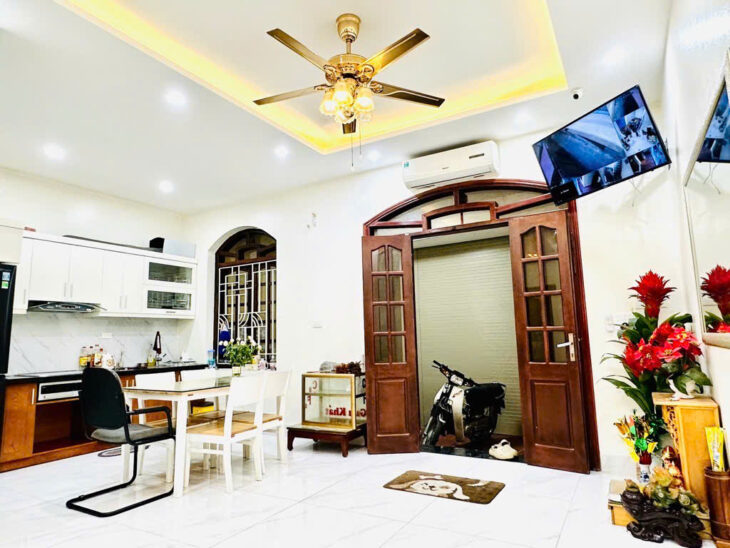 Bán nhà 3 tầng, 62m², Bạch Đằng, Hai Bà Trưng, 9.05 tỷ