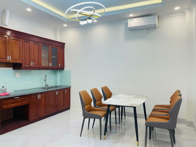 CỰC HIẾM NHÀ MỚI ĐỦ NỘI THẤT, 63M2,4 TẦNG,MT 4.6M, 7.3 TỶ, PHÚC LỢI- LONG BIÊN.