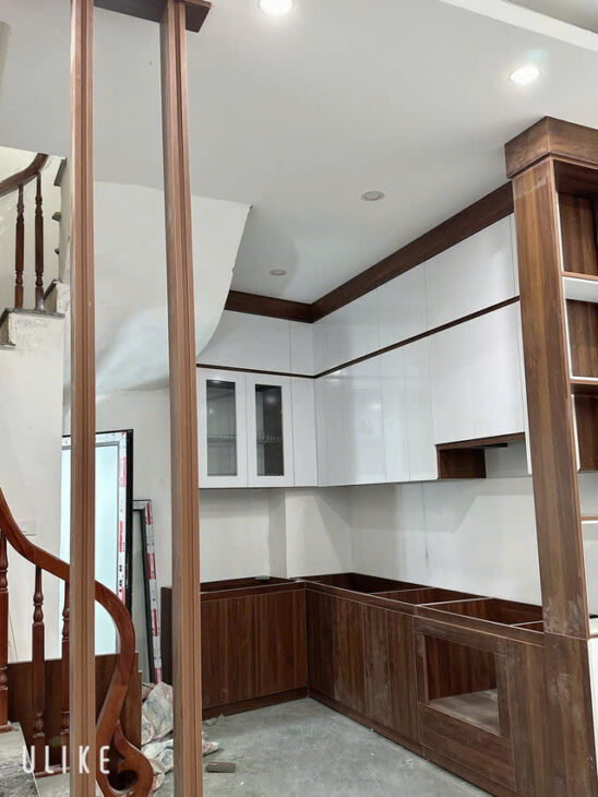 NHÀ MỚI NGỌC THỤY- LNG BIÊN FULL NỘI THẤT,30M2,5 TẦNG, MT 4.2M,NHỈNH 5 TỶ.