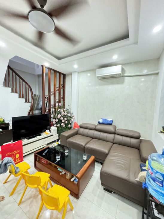 NHÀ MỚI FULL NỘI THẤT, Ô TÔ ĐỖ CỔNG NGỌC THỤY- LONG BIÊN, 30M2,5 TẦNG, MT 4.7M, 6.3 TỶ.