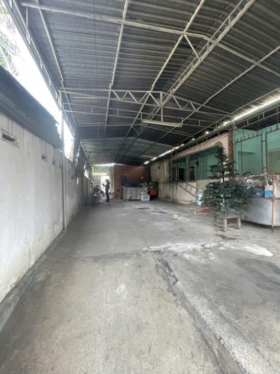 🌹 Bán Gấp Kho Xưởng Thổ Cư, Dtich 1050 (30×35). Mặt Tiền Quốc Lộ 1A, Bình Tân. Vị trí Siêu Đẹ. 2X