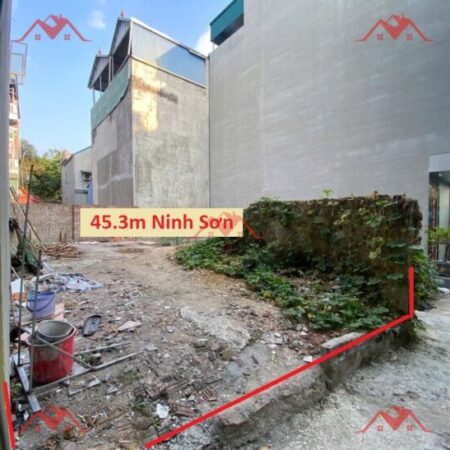 SIÊU PHẨM GIÁ 2,550 TỶ ĐẤTTẠI TT CHÚC SƠN-CHƯƠNG MỸ D/T:45,3M