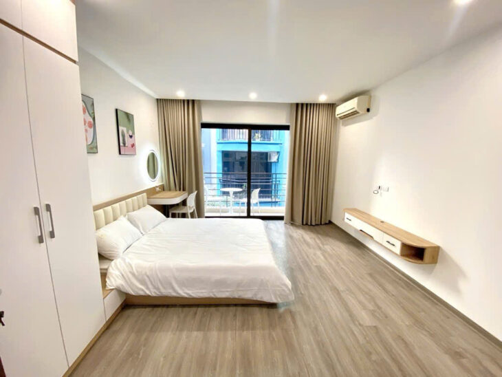 SIÊU RỂ – NHÀ ĐẸP Ở NGAY NGUYỄN VĂN HUYÊN – 35M2 X 4 TẦNG – Ô TÔ – 7.8 TỶ