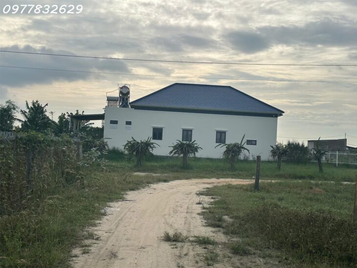 GIẢM SỐC1 1000m2 Khu rừng Vàng Tân Bình, thị xã LaGi 300m2t thổ cư giá ngộp