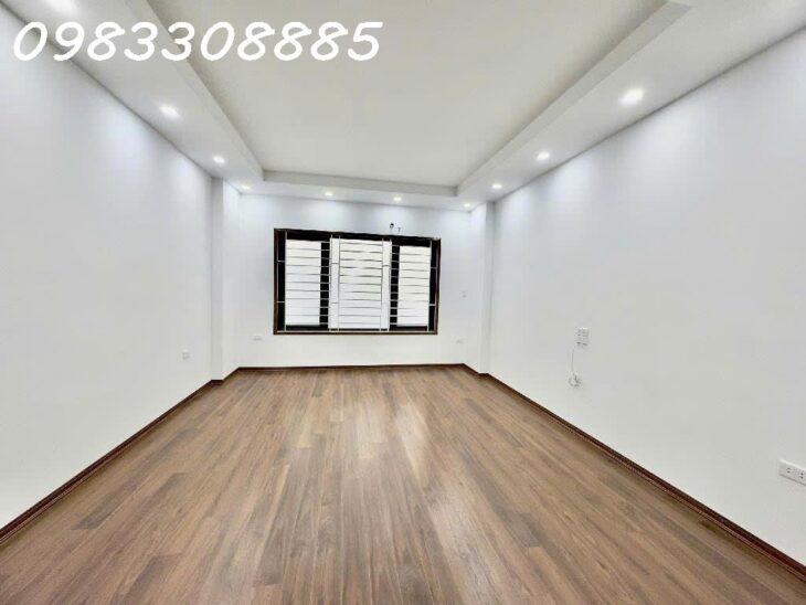 Bán nhà 6 tầng, 33m², 5PN, 3WC, Hoàng Mai – 8.3 tỷ Hoặc: Nhà 6 tầng, 33m², 5PN, Hoàng Mai, Định