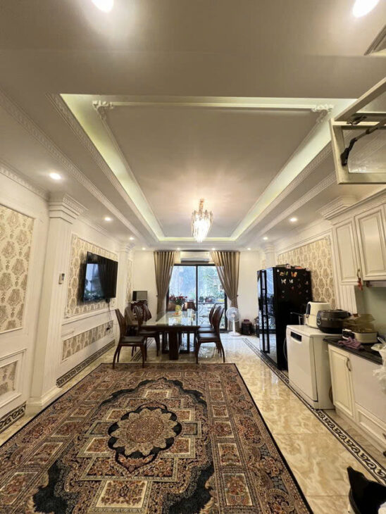 Bán nhà riêng tại Thái Hà, 23,5 tỷ, 52m2, 6 tầng, 4PN, 5WC, pháp lý đầy đủ