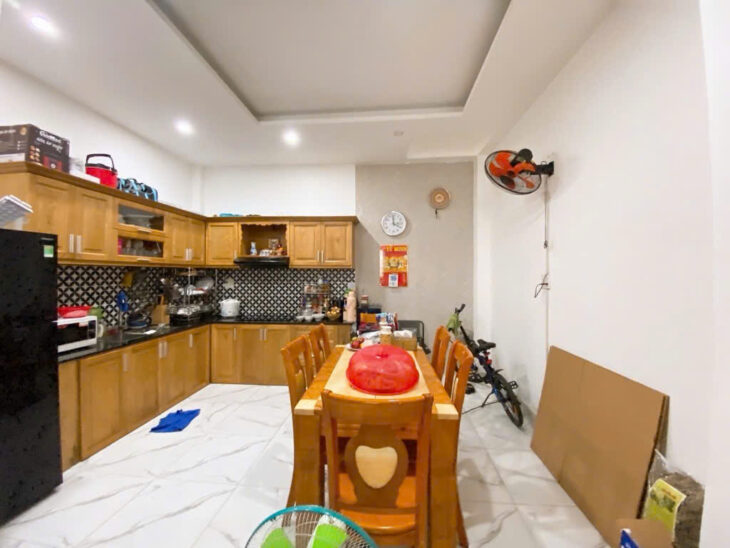 Mình Cần Bán Nhanh Căn Nhà 2 Tầng Tại Hiệp Bình Phước, Trung Tâm TP Thủ Đức.