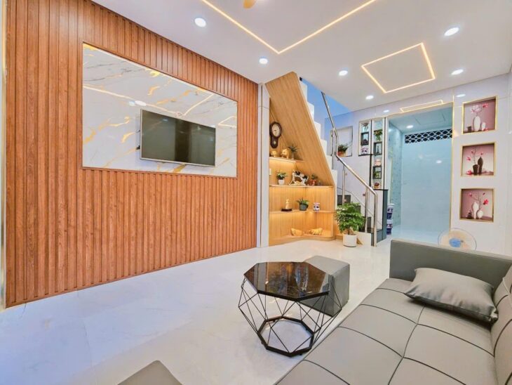 QUANG TRUNG KHU VÍP TRUNG TÂM – NHÀ 2 TẦNG MỚI ĐẸP