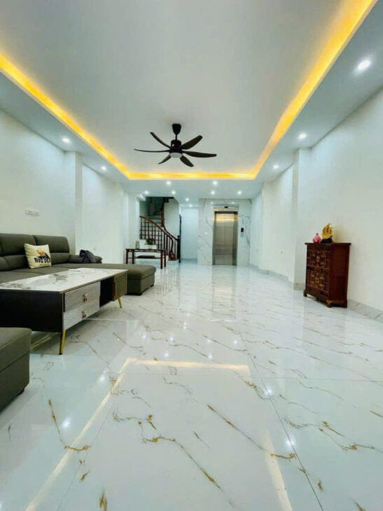 Nhà Hồ Tùng Mậu,Mai Dịch,Cầu giấy 52m2 6tầng Thang Máy MT5.3m 13.8 tỷ