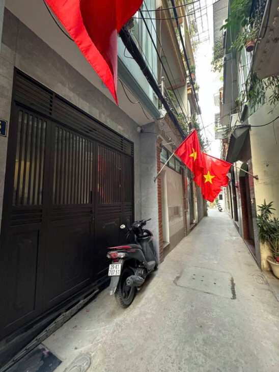 BÁN NHÀ DÂN XÂY PHỐ VŨ XUÂN THIỀU- LONG BIÊN,50 M2,4 TẦNG, MT 3.5M,7.2 TỶ.
