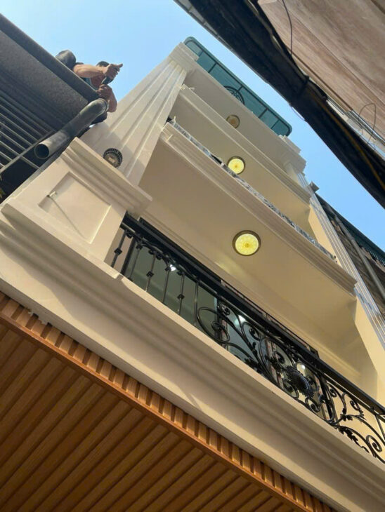 Kim Đồng Giáp Bát Nhà Mới 50m 5 Tầng 8 phòng 8.95 tỷ Sổ Riêng