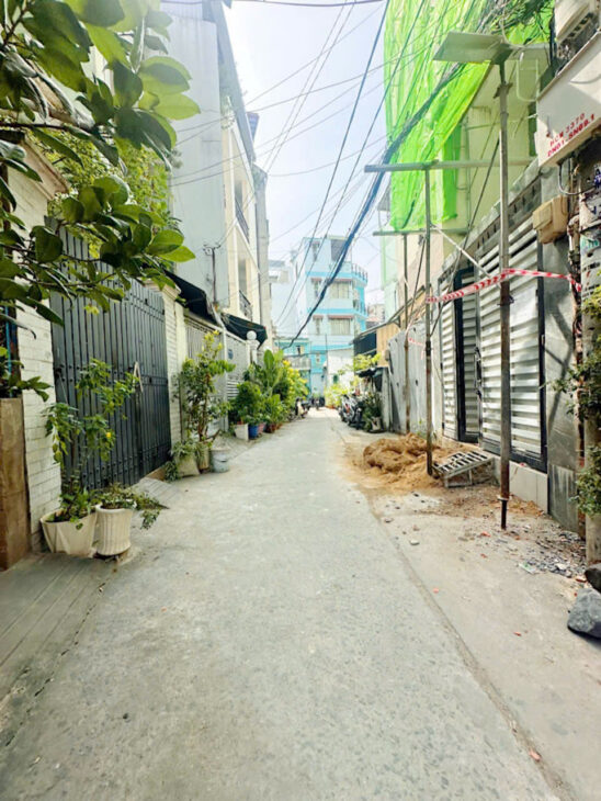 4.65 tỷ- bán nhà 5 tầng đúc Phan Chu Trinh- chợ Bà Chiểu- DT 32m2- full công năng