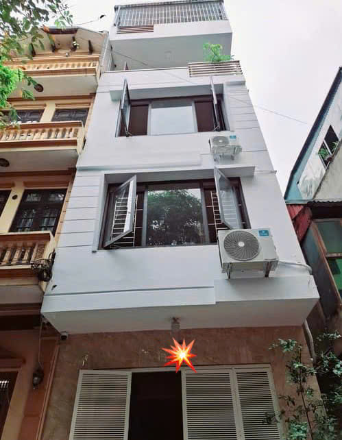 BÁN NHÀ NGỌC LÂM – LONG BIÊN – 52M2 x 5T – MT 4.5M -12.8 TỶ-PHÂN LÔ-TRƯỚC NHÀ Ô TÔ TRÁNH