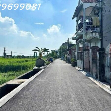 Bán đất Bìa Làng Đại Bằng Nguyên Khê Đông Anh 100m -Gần đường Võ Nguyên Giáp