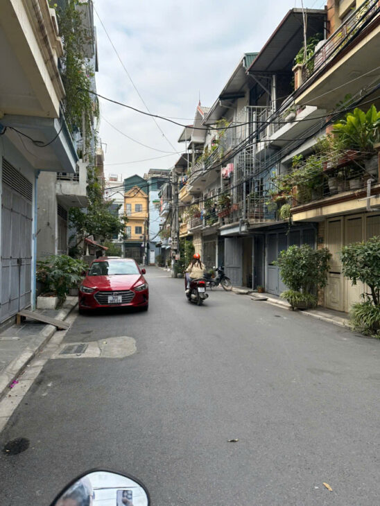 Bán nhà Đẹp Ngọc Lâm Long Biên- Phân Lô – Ngõ Ô tô – 39m2 – 5 tầng – 6,5 tỷ ( Thương Lượng)