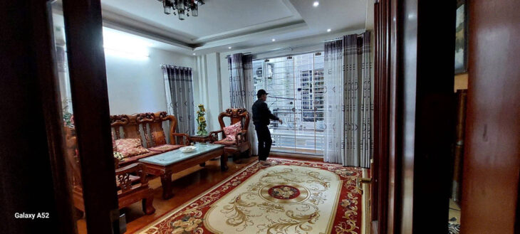 Bán Gấp Nhà Hoàng Hoa Thám, Ba Đình 5 Tầng, Kinh Doanh, Ngõ Thông, DT 55m2/5MT, 13.5 Tỷ